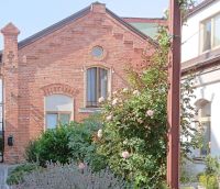 Maison am Liesingbach Kontakt und Service Innenhof